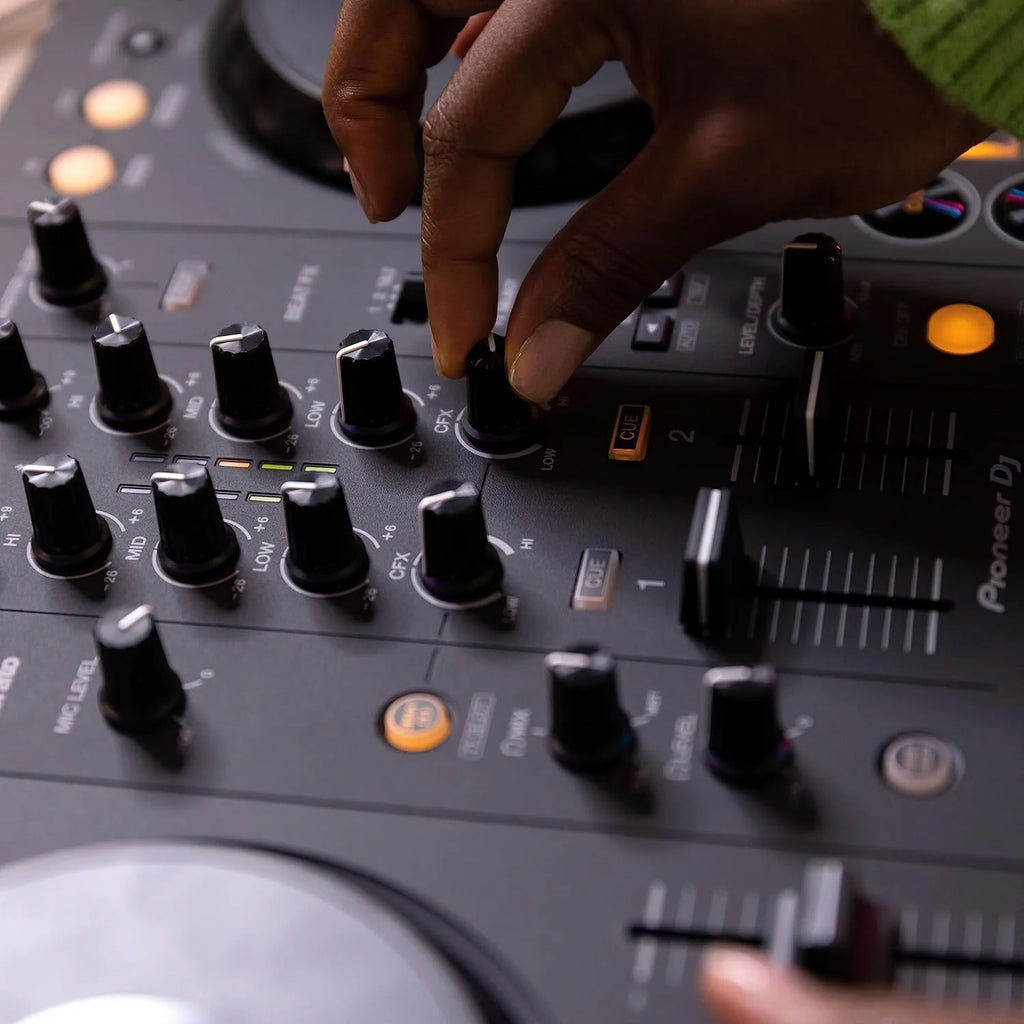 DJ DDJ-FLX4 2-Deck Controller – Graphite
